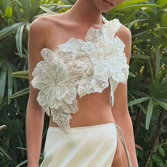 White Elegant Women's Asymmetrical 3d Flower Sparkly Crop Top - Picture 5 of 7